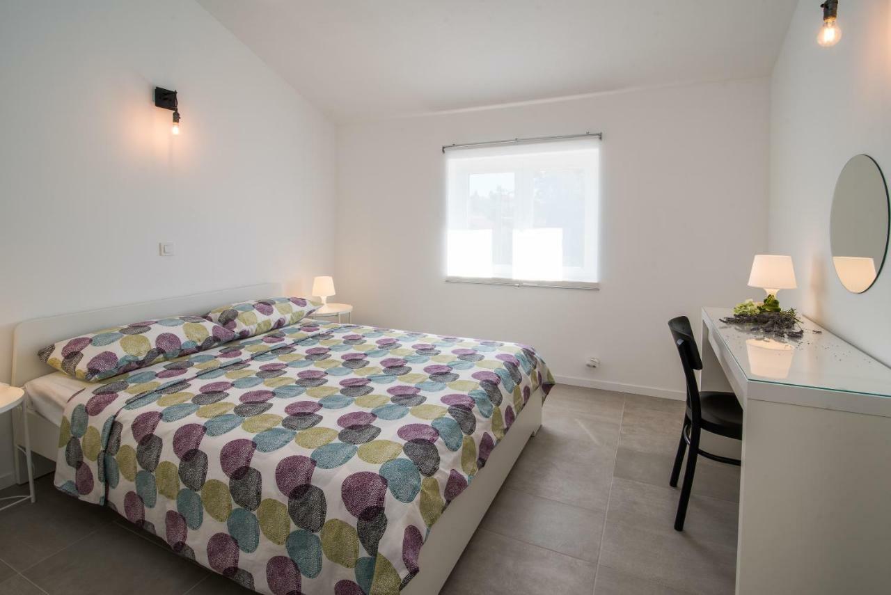 Franko & Ana Apartments 克尔克 外观 照片